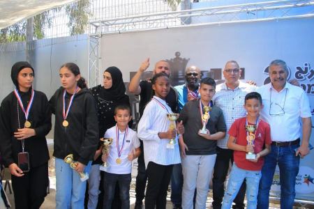 اختتام فعاليات بطولة الشطرنج الثانية في مدينة رهط